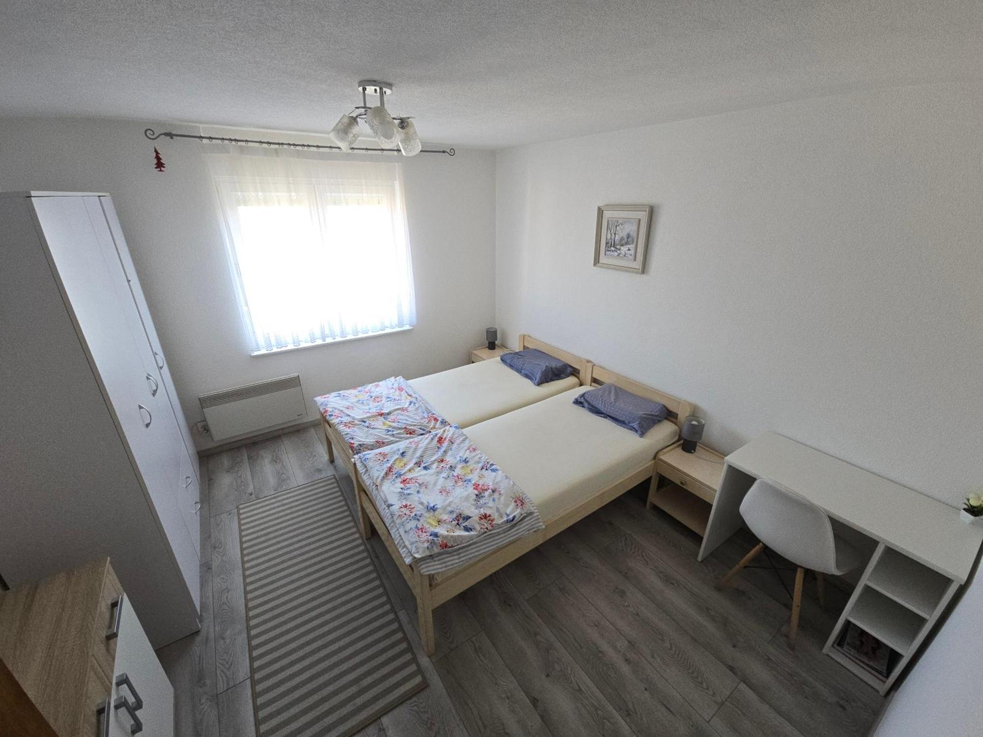Apartman Valentic Vinkovci Exterior foto