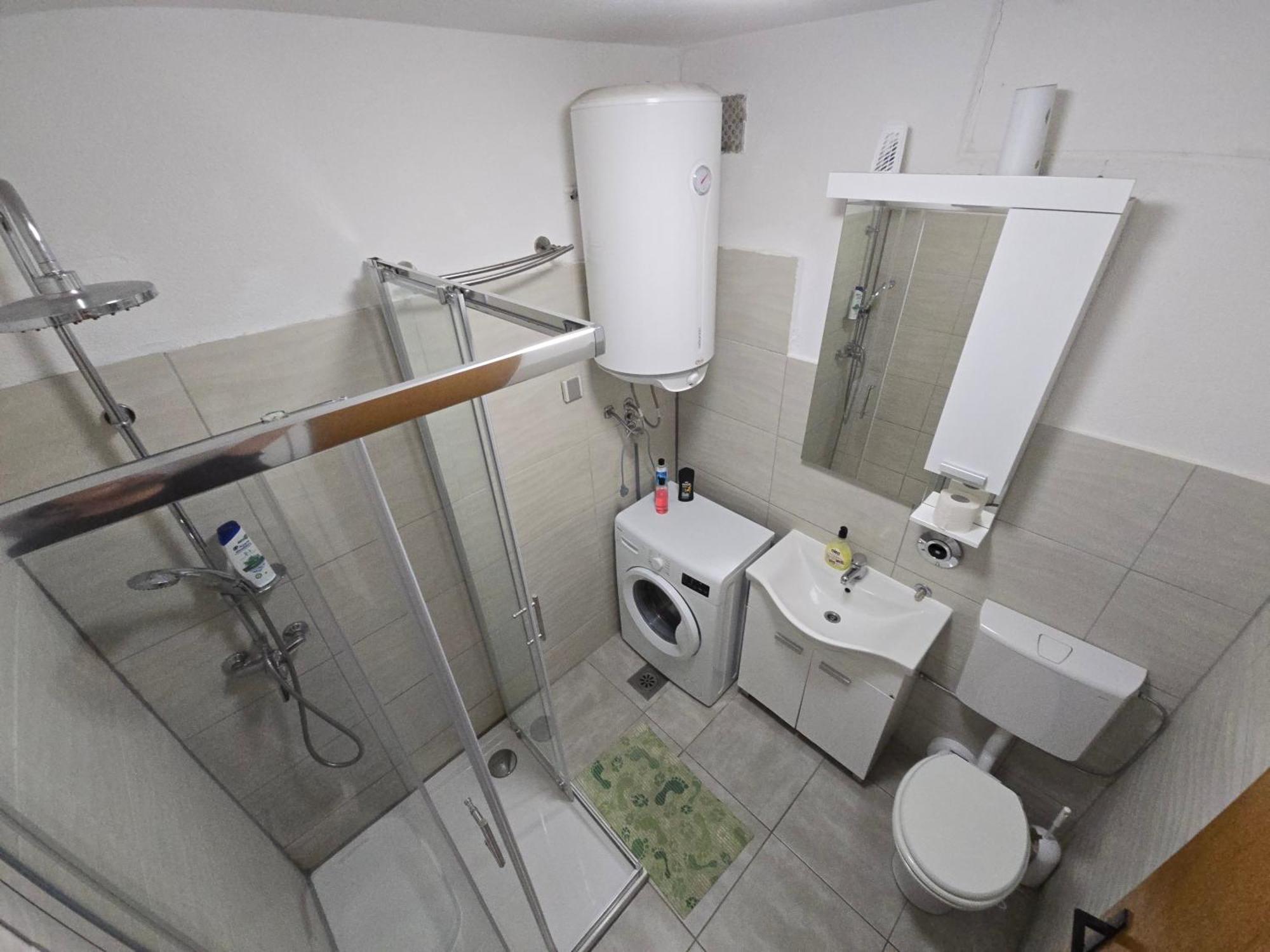 Apartman Valentic Vinkovci Exterior foto